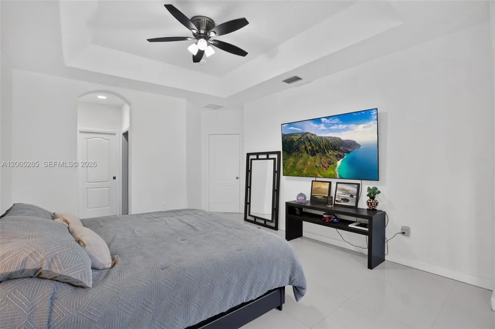 1458 SW 150th Ave Miami, FL 33194