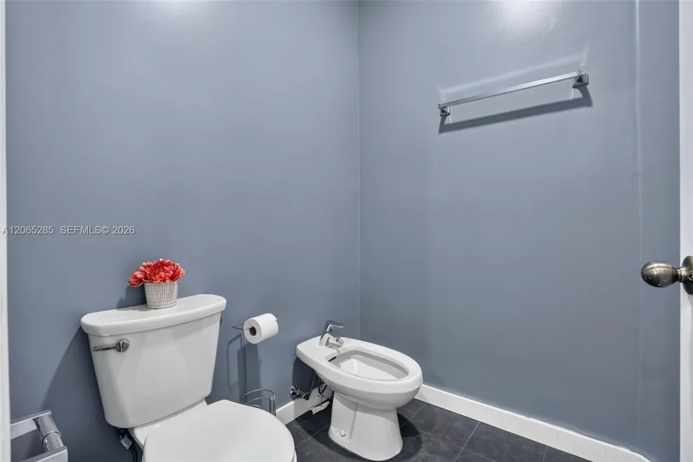 1458 SW 150th Ave Miami, FL 33194