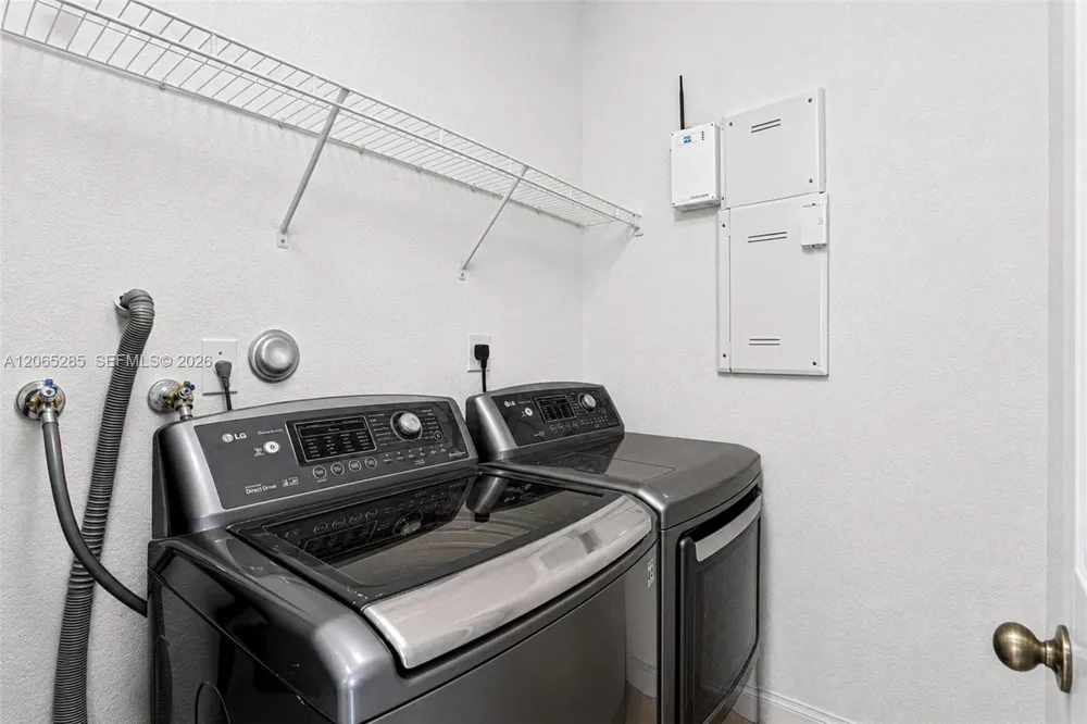 1458 SW 150th Ave Miami, FL 33194
