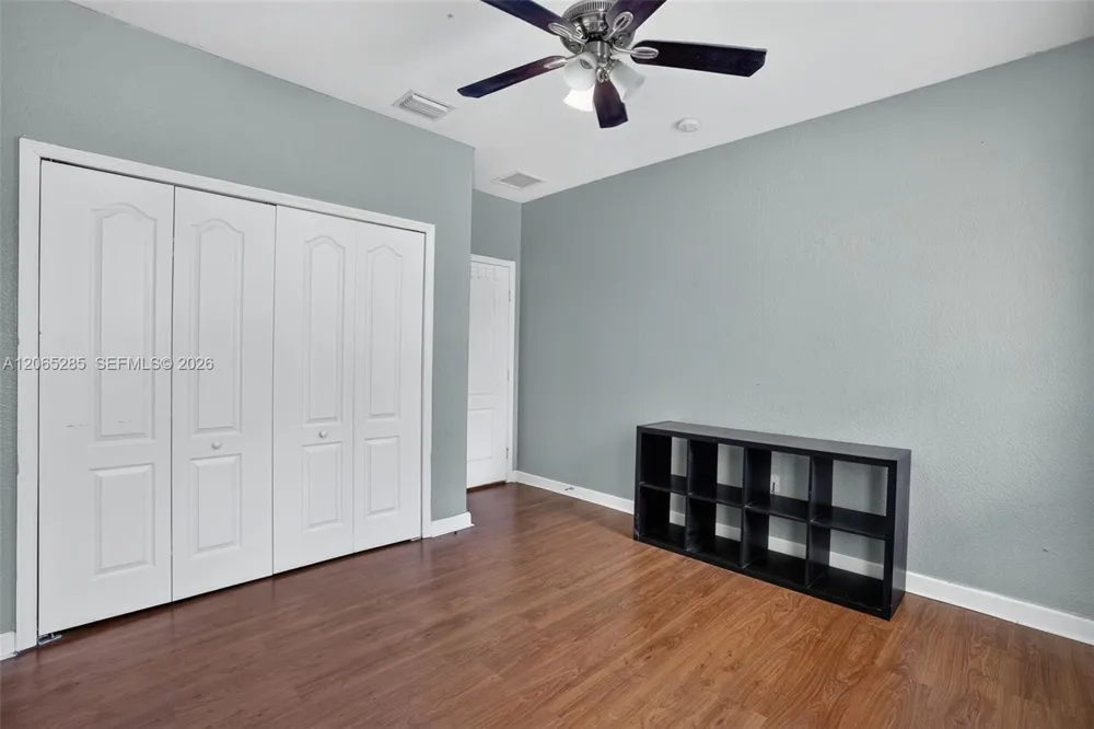 1458 SW 150th Ave Miami, FL 33194