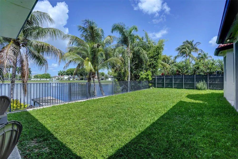 1458 SW 150th Ave Miami, FL 33194