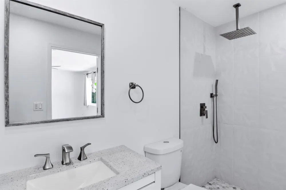 106 Auburn Drive Lake Worth, FL 33460