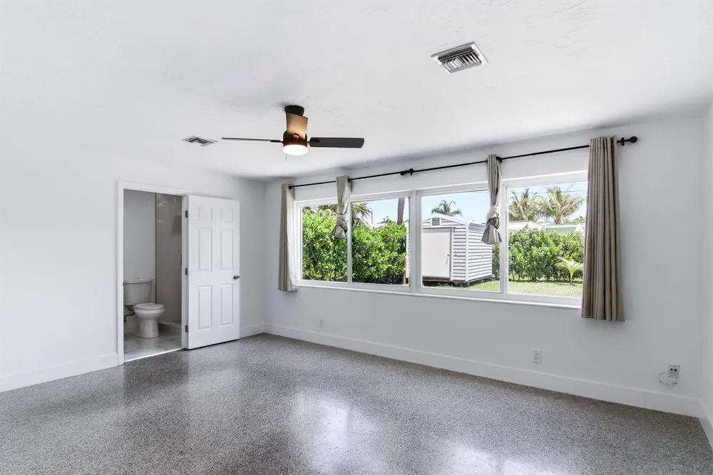 106 Auburn Drive Lake Worth, FL 33460