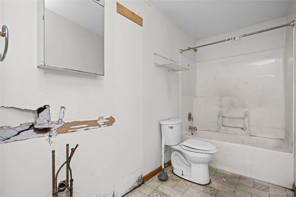 13872 Sheridan Road Manchester Township, MI 48158