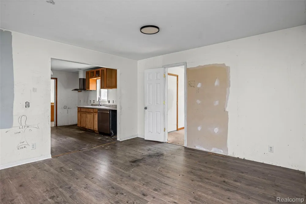 13872 Sheridan Road Manchester Township, MI 48158