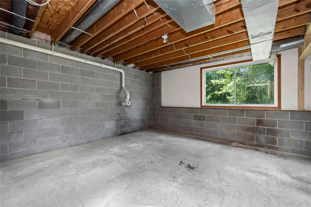 13872 Sheridan Road Manchester Township, MI 48158
