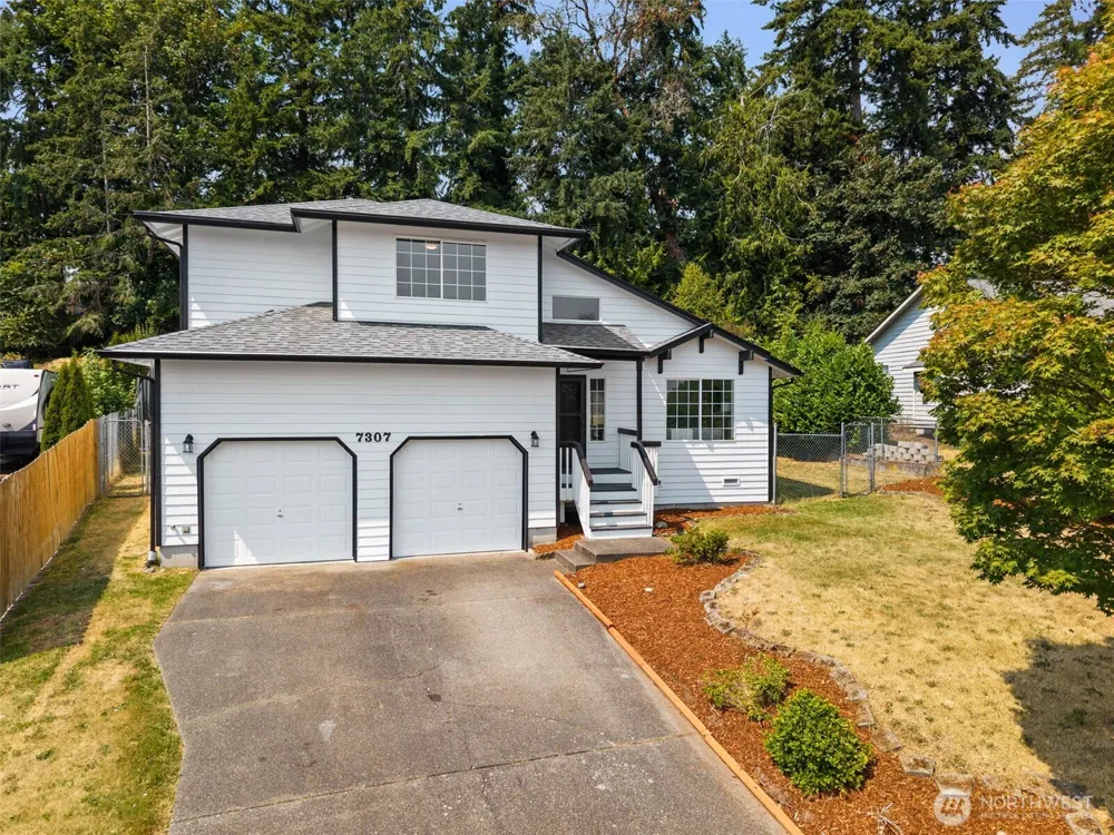 7307 Morning View Avenue NE Bremerton, WA 98311