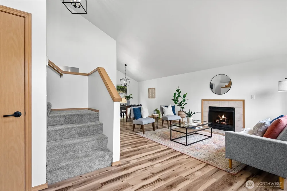 7307 Morning View Avenue NE Bremerton, WA 98311