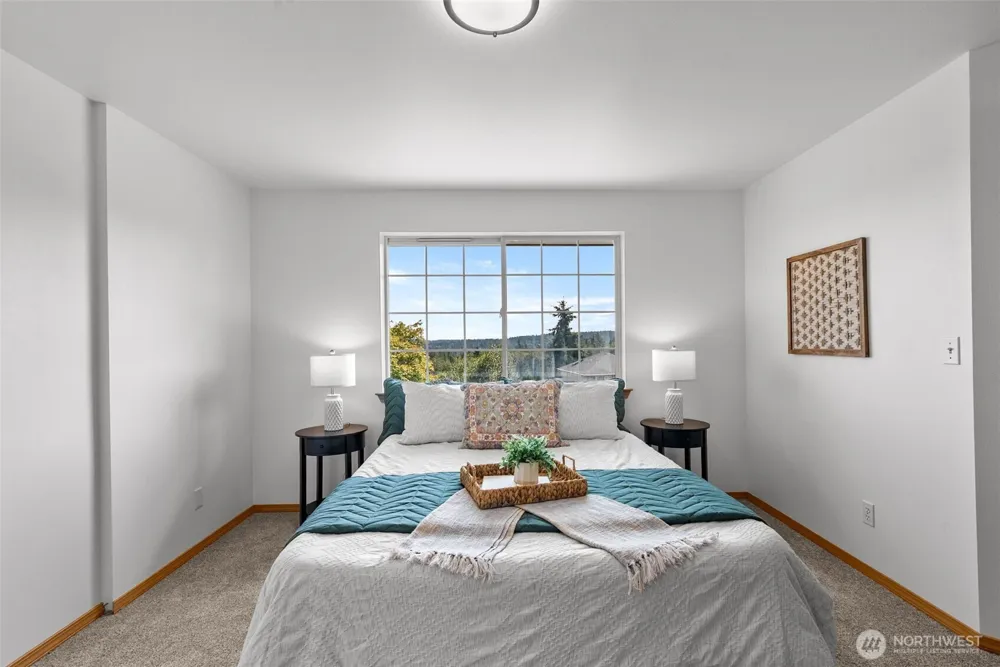 7307 Morning View Avenue NE Bremerton, WA 98311