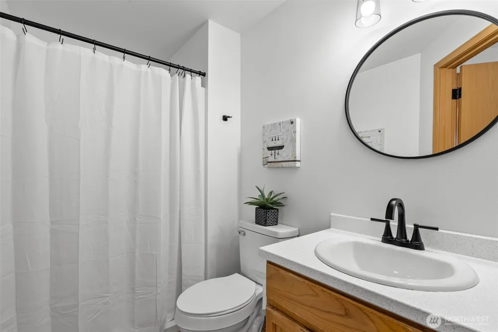 7307 Morning View Avenue NE Bremerton, WA 98311