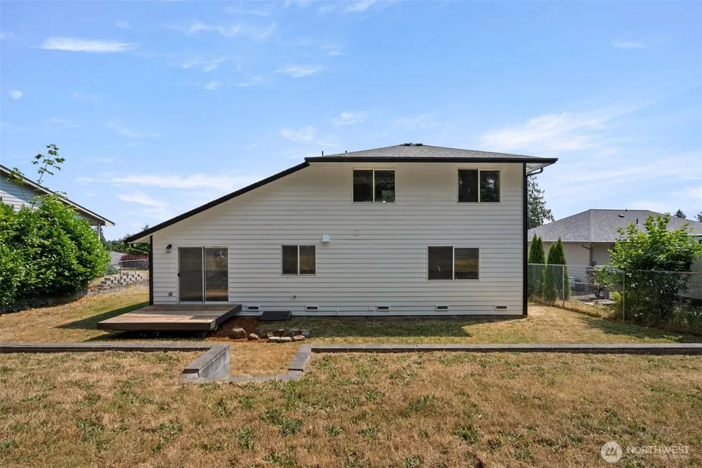 7307 Morning View Avenue NE Bremerton, WA 98311