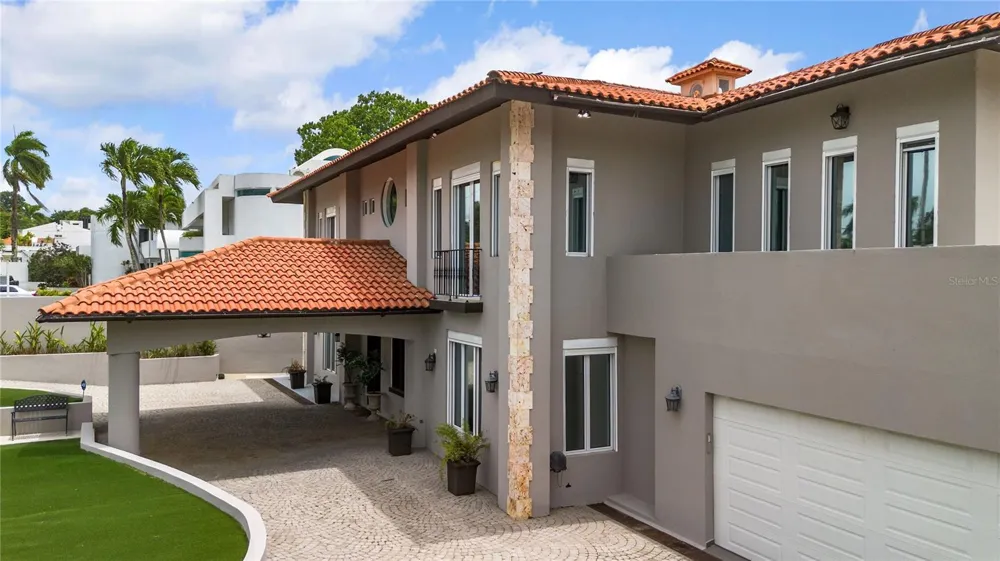 90 CALLE ORQUIDEA San Juan, PR 00927