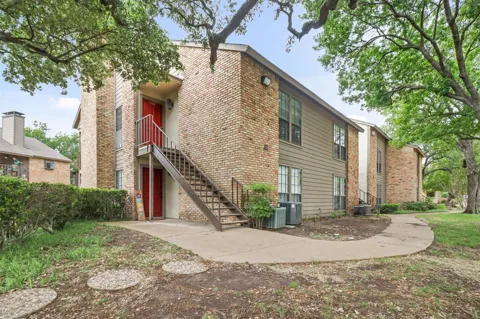 15221 Berry Trail #108