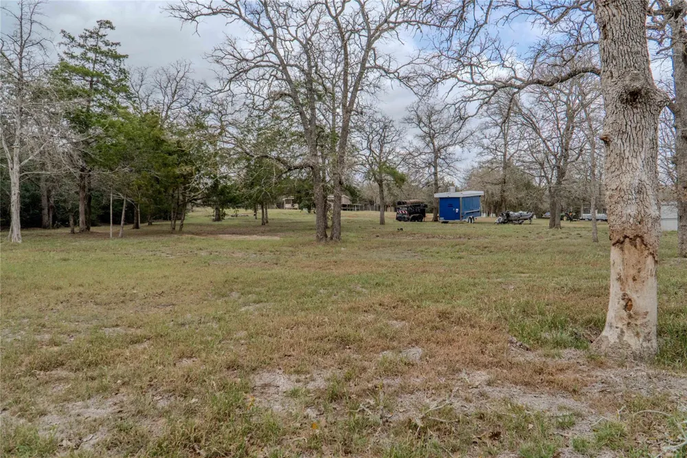 7555 Silver Mine Road Harwood, TX 78632