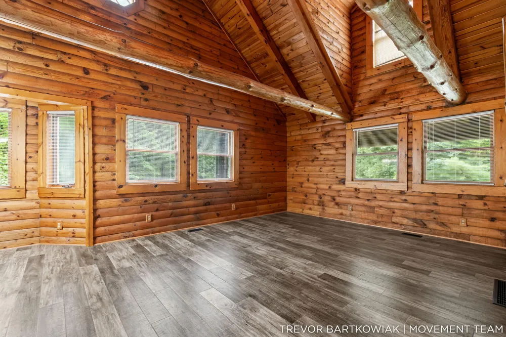 17708 120th Avenue Nunica, MI 49448