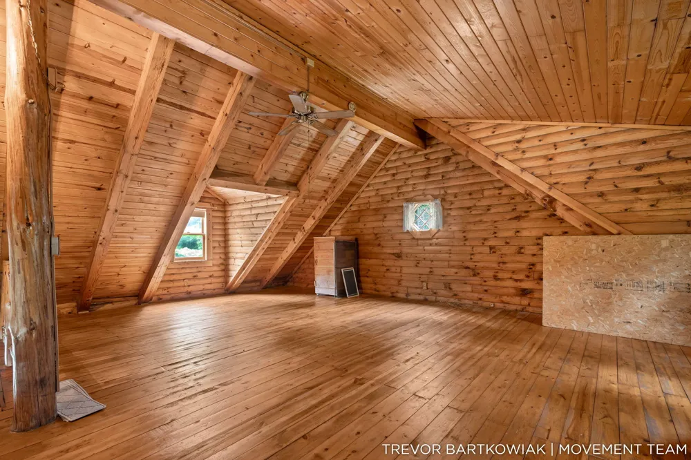 17708 120th Avenue Nunica, MI 49448