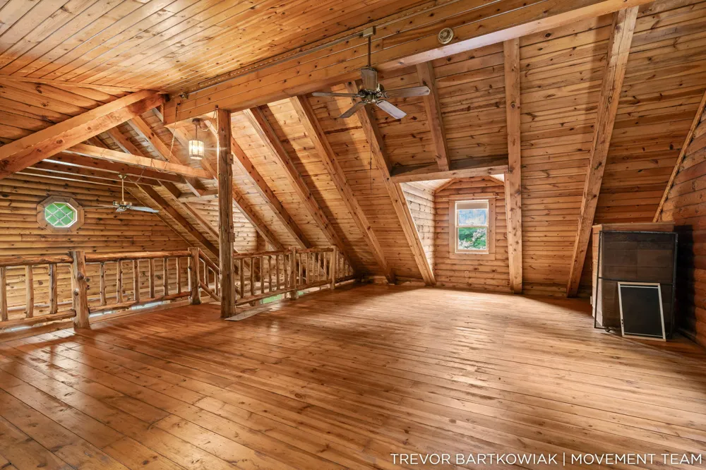 17708 120th Avenue Nunica, MI 49448