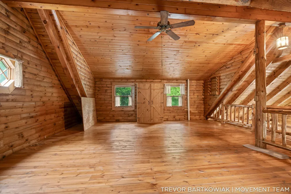 17708 120th Avenue Nunica, MI 49448