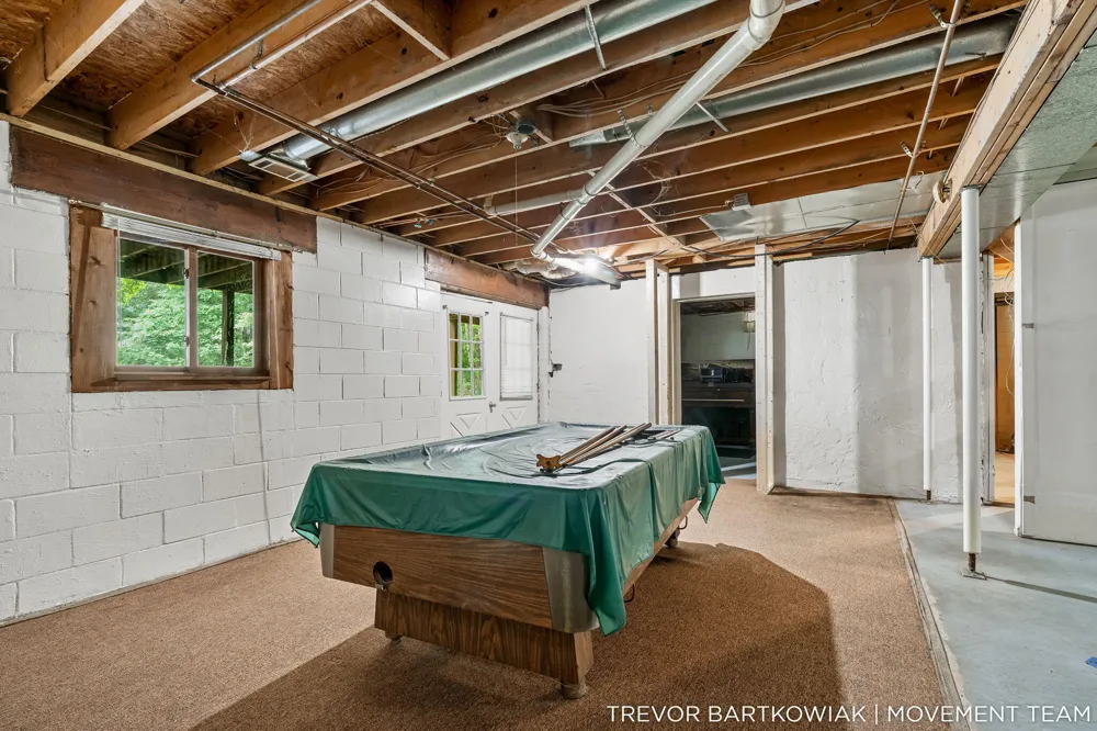 17708 120th Avenue Nunica, MI 49448