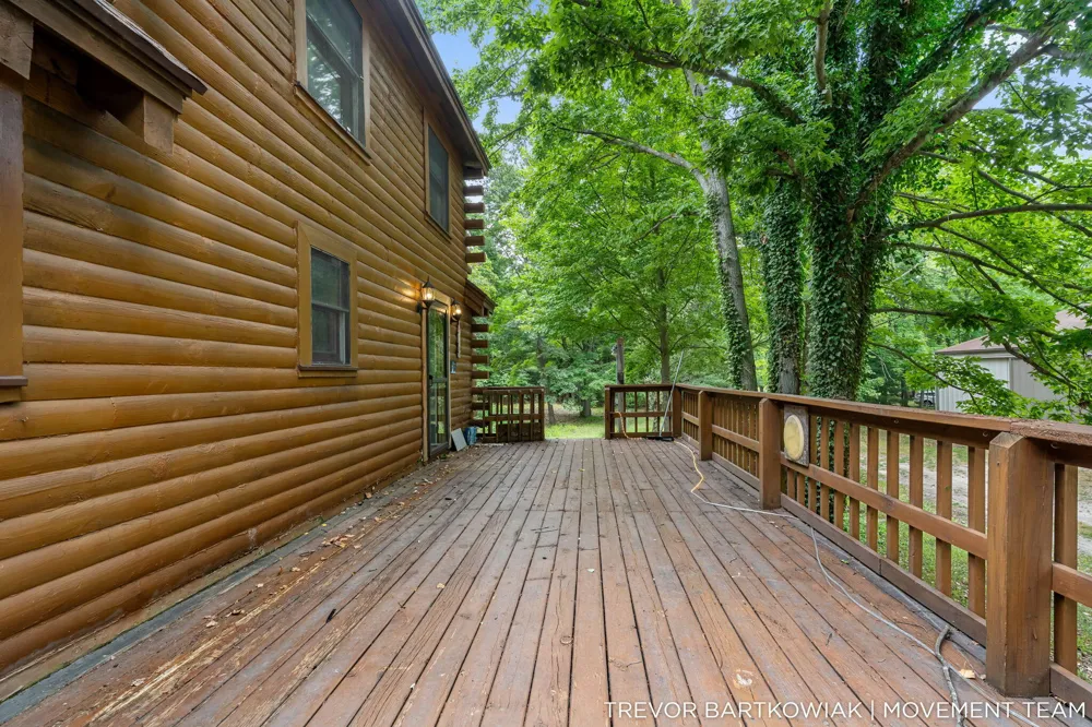 17708 120th Avenue Nunica, MI 49448