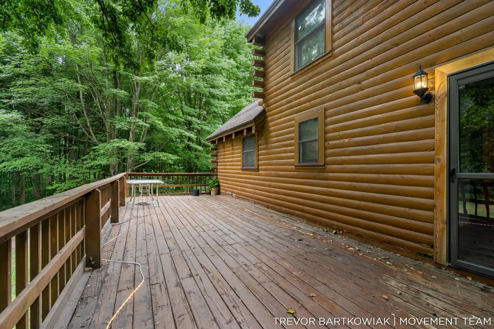 17708 120th Avenue Nunica, MI 49448