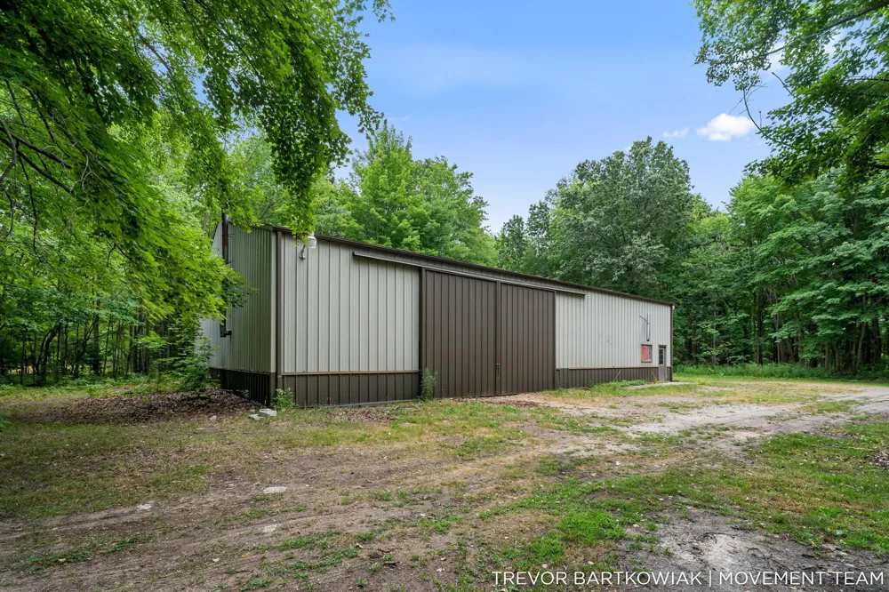 17708 120th Avenue Nunica, MI 49448