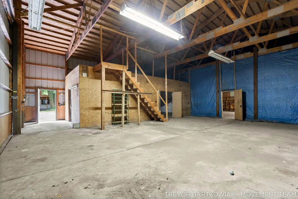 17708 120th Avenue Nunica, MI 49448