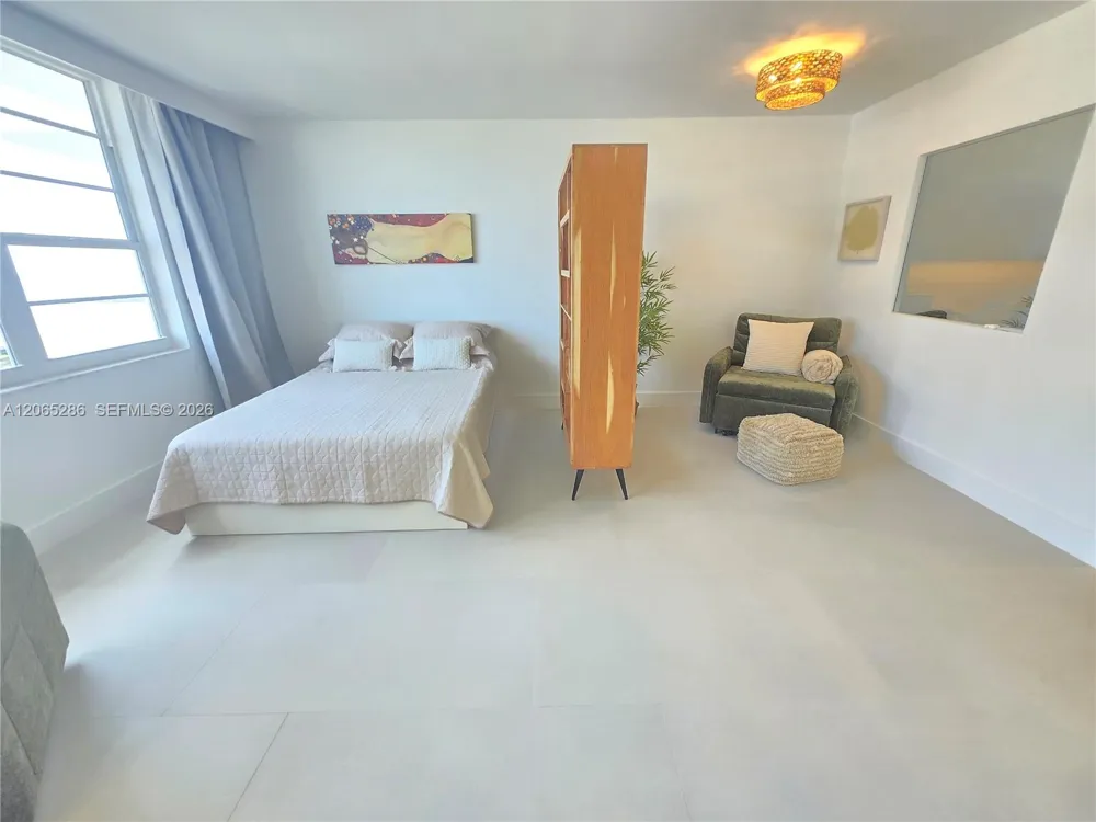 100 Lincoln Rd #931 Miami Beach, FL 33139