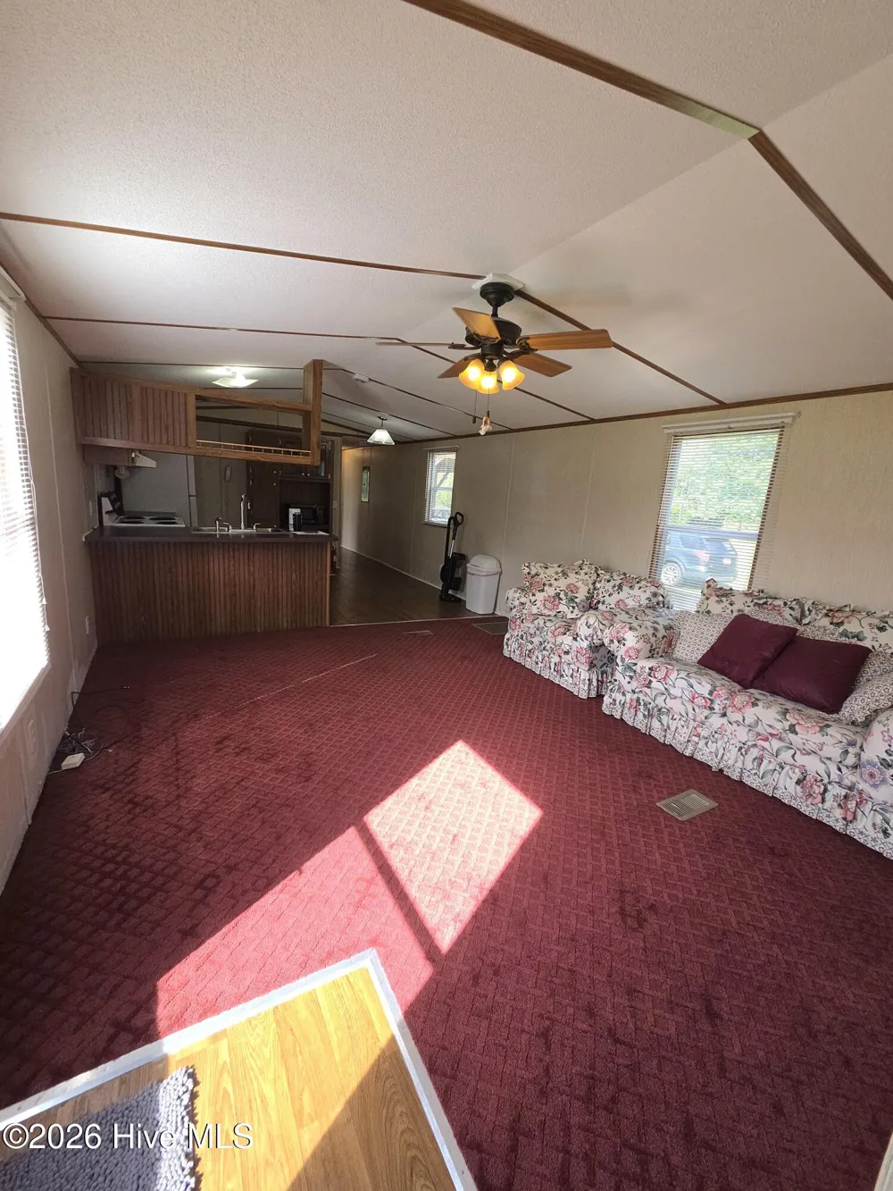 205 Meadow Lane E Hubert, NC 28539
