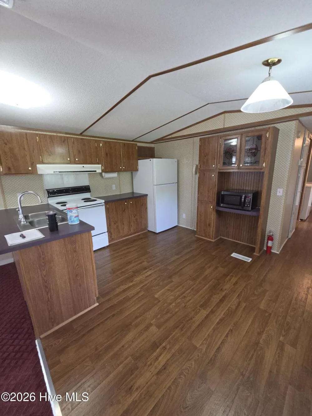 205 Meadow Lane E Hubert, NC 28539