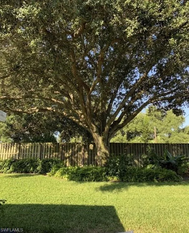 21174 Butchers Holler Estero, FL 33928