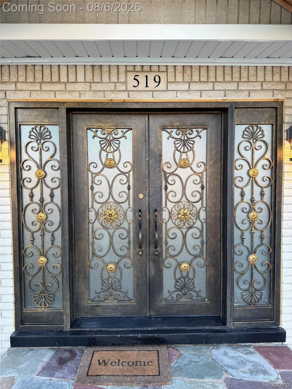 519 Berwyn Street Dearborn Heights City, MI 48127