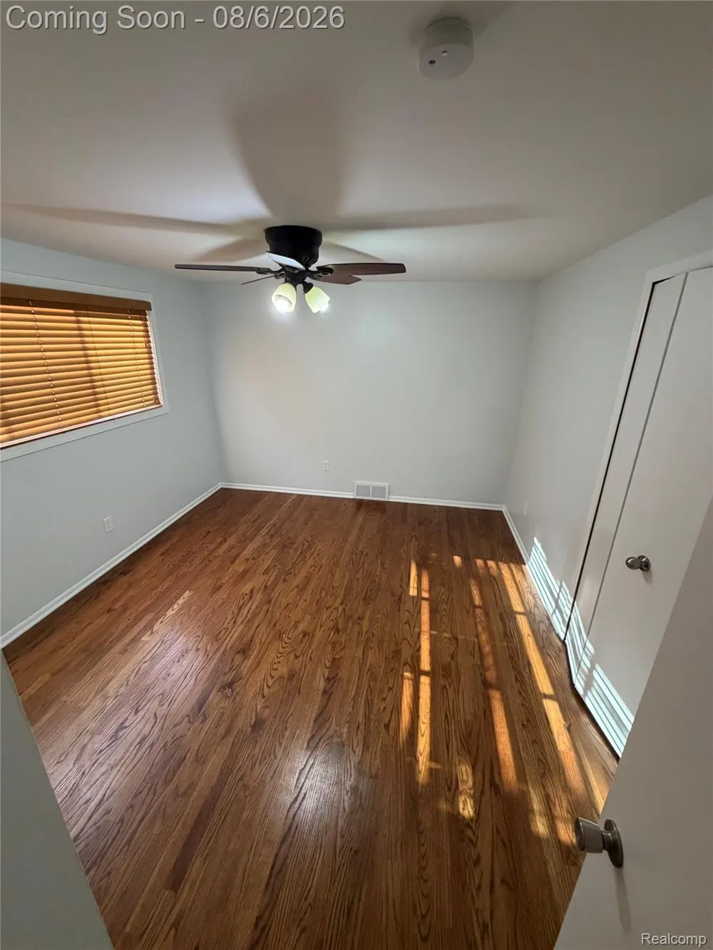 519 Berwyn Street Dearborn Heights City, MI 48127