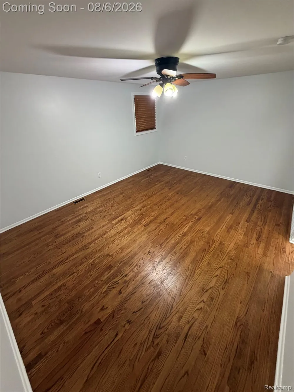 519 Berwyn Street Dearborn Heights City, MI 48127