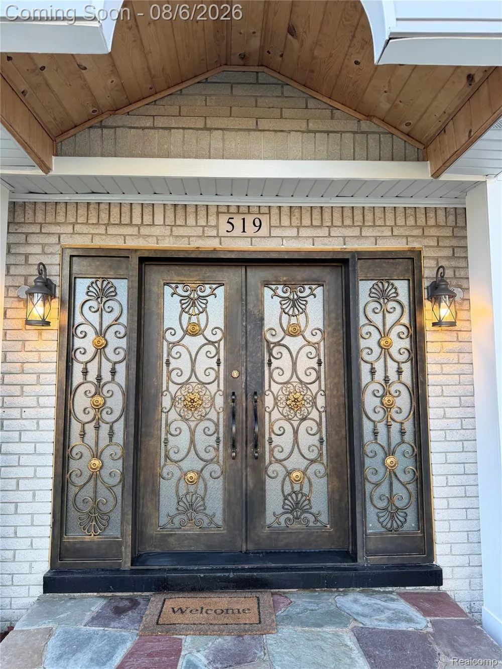 519 Berwyn Street Dearborn Heights City, MI 48127
