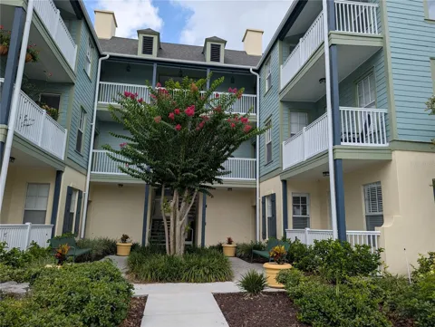 611 CAMPUS STREET #320