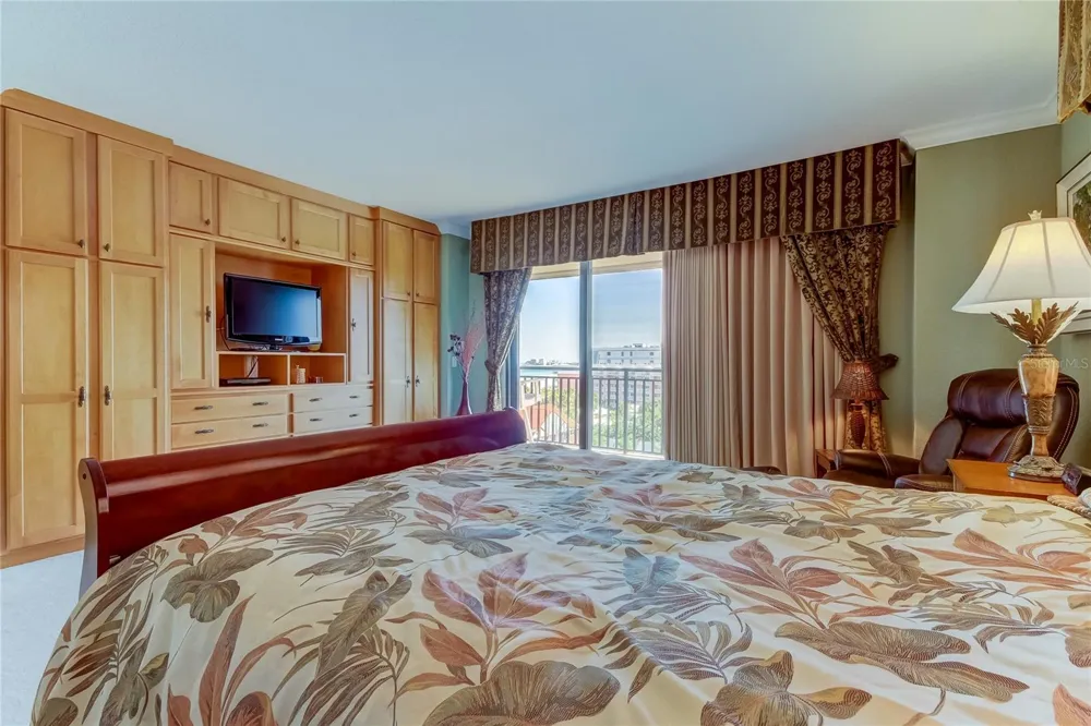 3820 GULF BOULEVARD #608 St Pete Beach, FL 33706