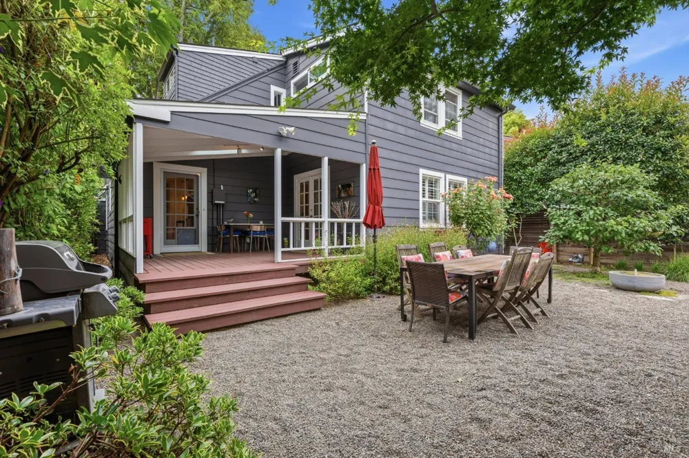 1621 Austin Way Santa Rosa, CA 95404
