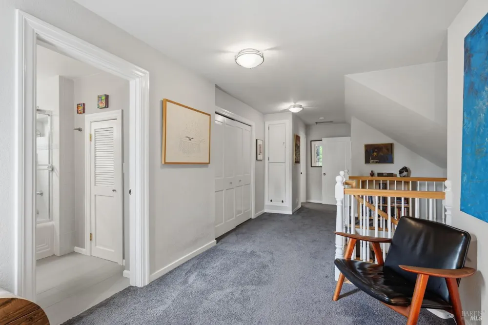1621 Austin Way Santa Rosa, CA 95404