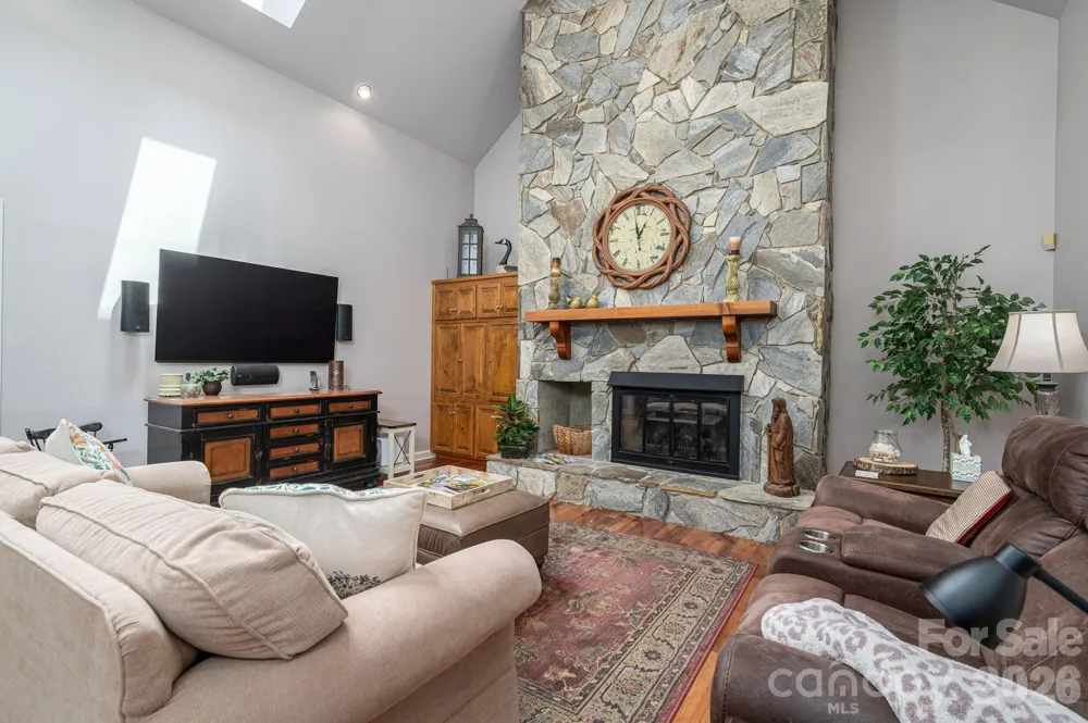 5023 Samuel Pinckney Drive Belmont, NC 28012