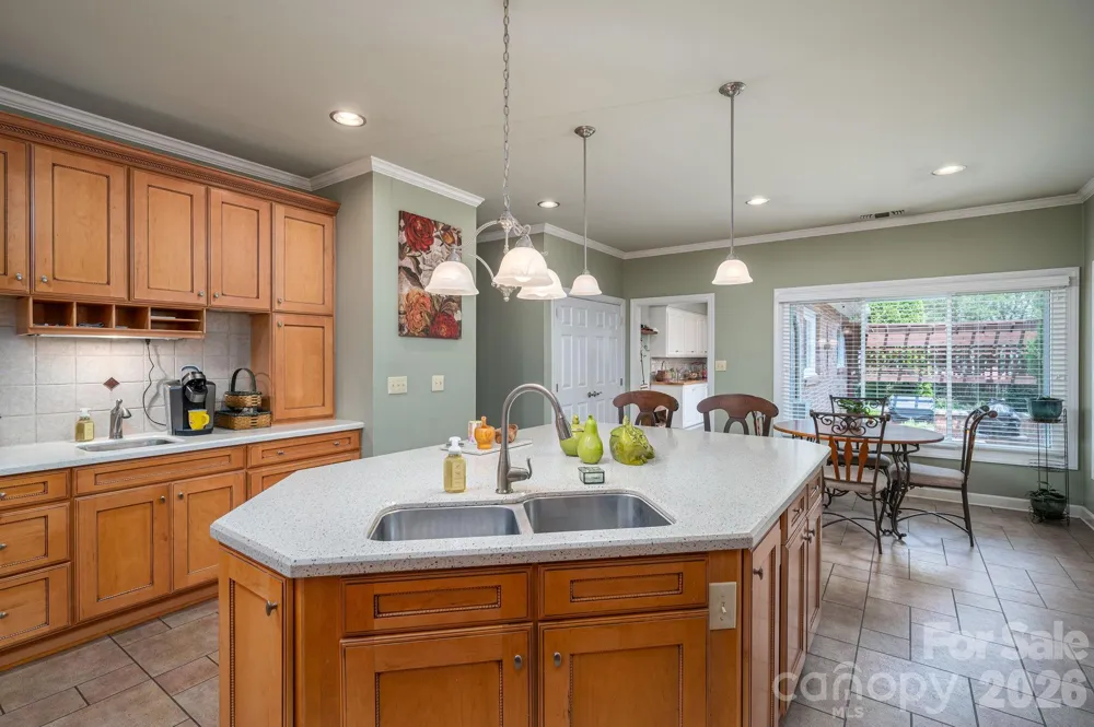 5023 Samuel Pinckney Drive Belmont, NC 28012