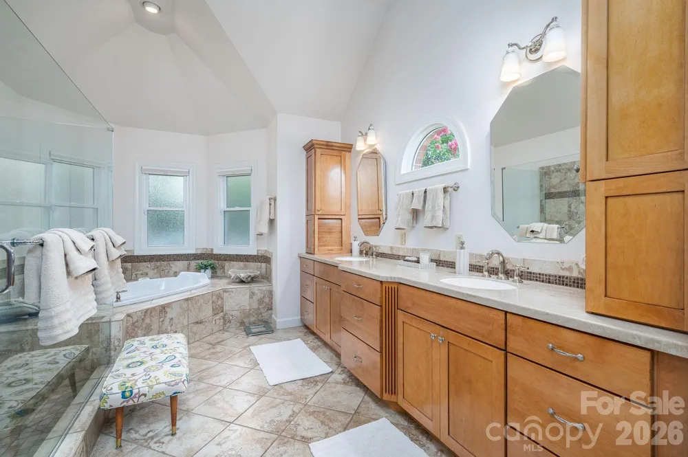 5023 Samuel Pinckney Drive Belmont, NC 28012