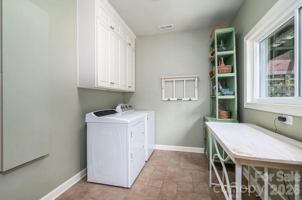 5023 Samuel Pinckney Drive Belmont, NC 28012