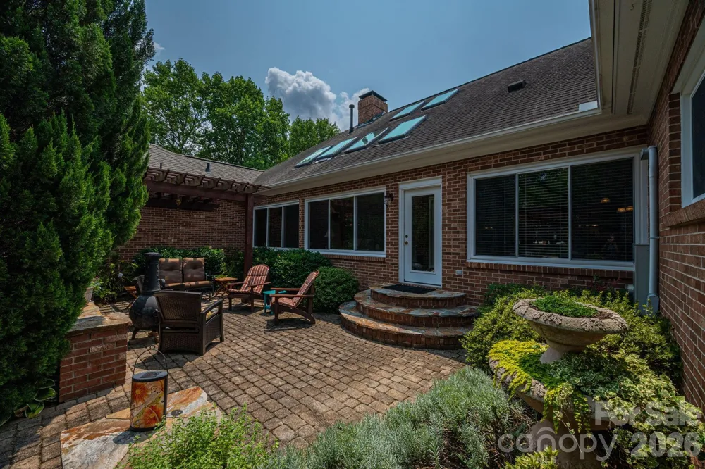 5023 Samuel Pinckney Drive Belmont, NC 28012