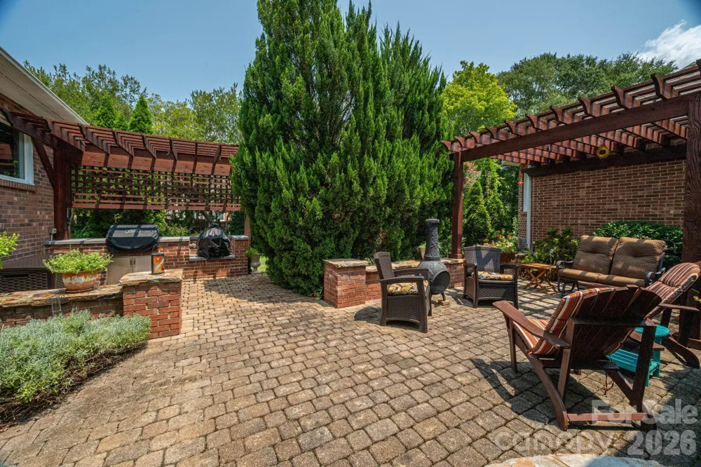 5023 Samuel Pinckney Drive Belmont, NC 28012