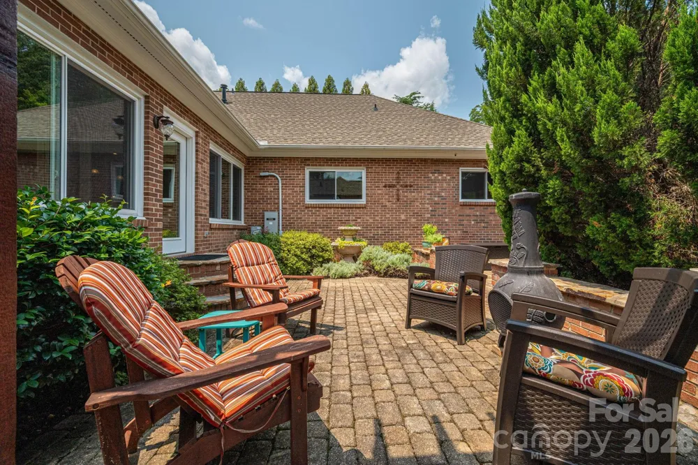 5023 Samuel Pinckney Drive Belmont, NC 28012