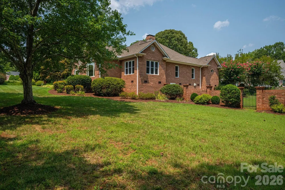 5023 Samuel Pinckney Drive Belmont, NC 28012