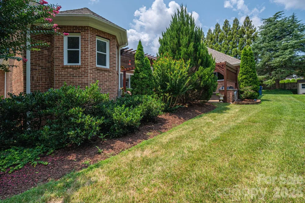 5023 Samuel Pinckney Drive Belmont, NC 28012