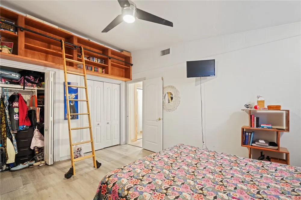 3462 Santa Fe Street Corpus Christi, TX 78411