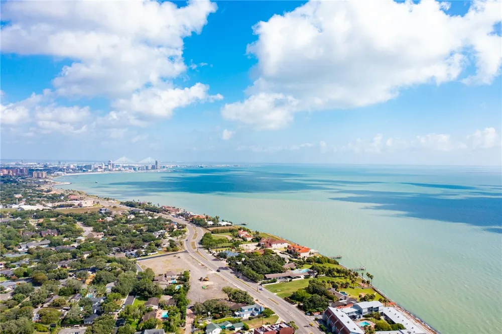 3462 Santa Fe Street Corpus Christi, TX 78411
